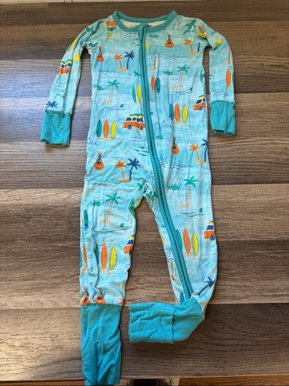 Little Sleepies surf life zippy